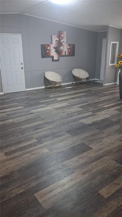 For Sale: $139,900 (3 beds, 2 baths, 1352 Square Feet)