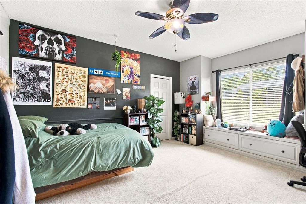 For Sale: $1,325,000 (4 beds, 3 baths, 4091 Square Feet)