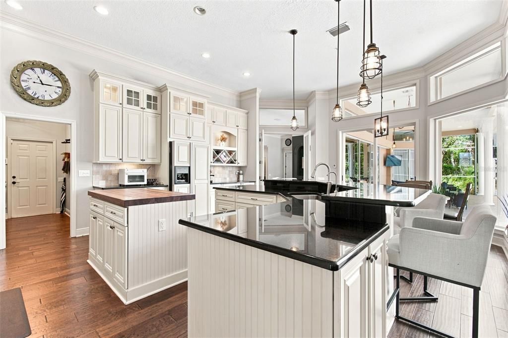 For Sale: $1,325,000 (4 beds, 3 baths, 4091 Square Feet)