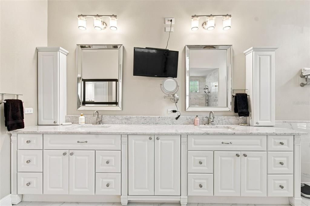 For Sale: $1,325,000 (4 beds, 3 baths, 4091 Square Feet)