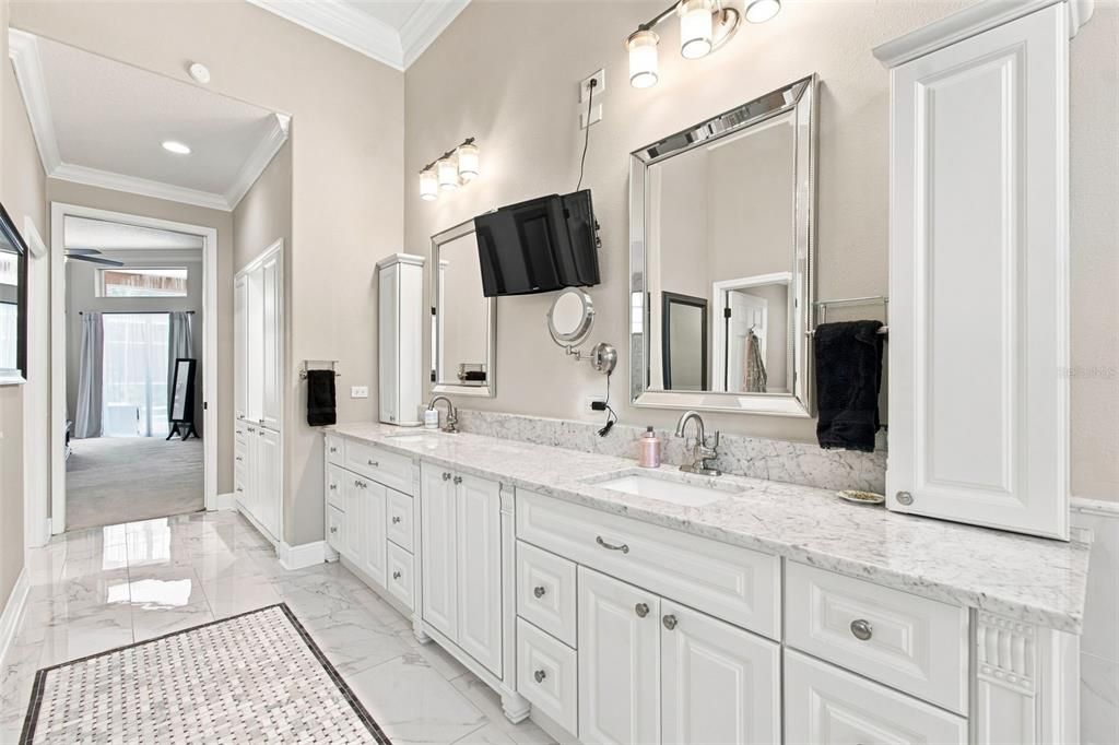 For Sale: $1,325,000 (4 beds, 3 baths, 4091 Square Feet)