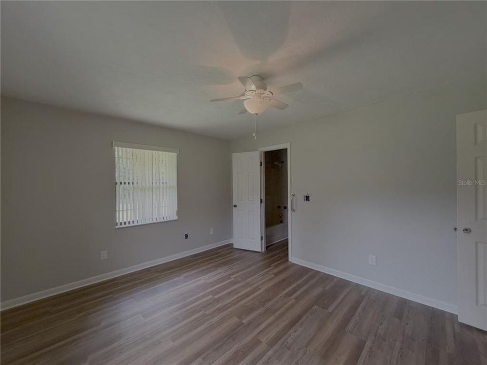В аренду: $1,795 (2 спален, 2 ванн, 1243 Квадратных фут)