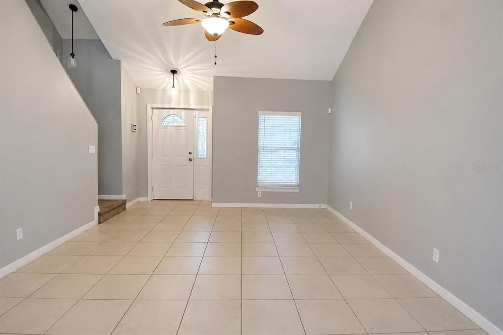For Sale: $410,000 (3 beds, 2 baths, 1498 Square Feet)