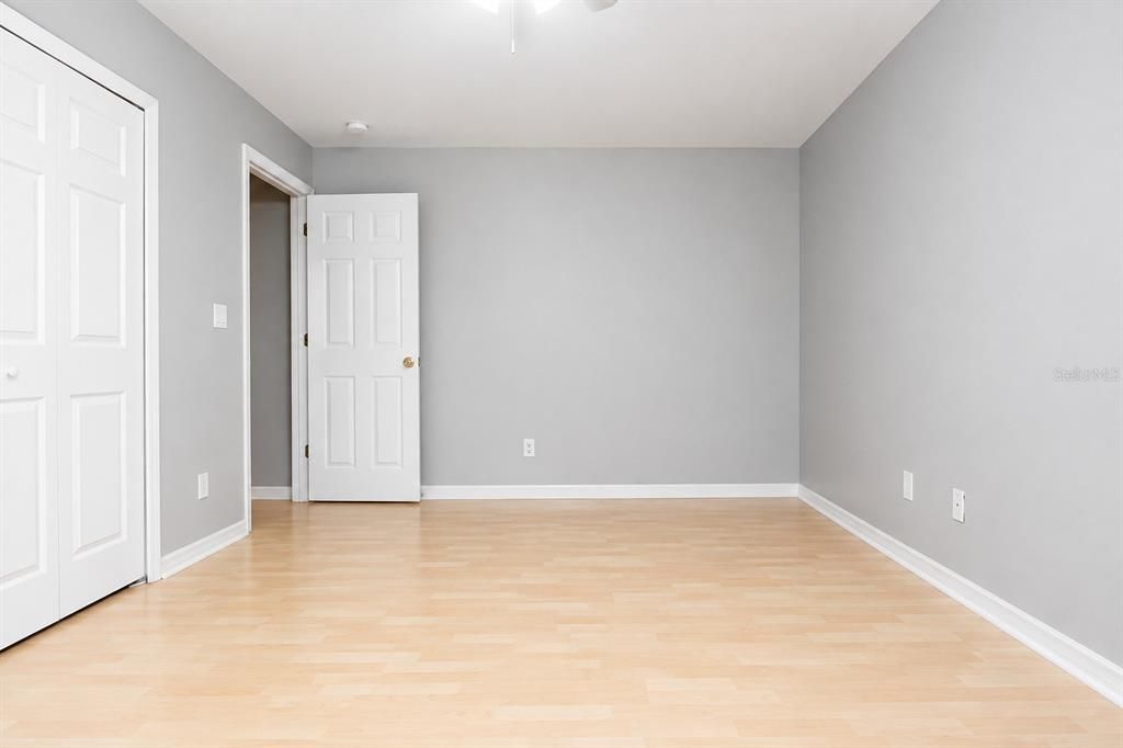For Sale: $410,000 (3 beds, 2 baths, 1498 Square Feet)