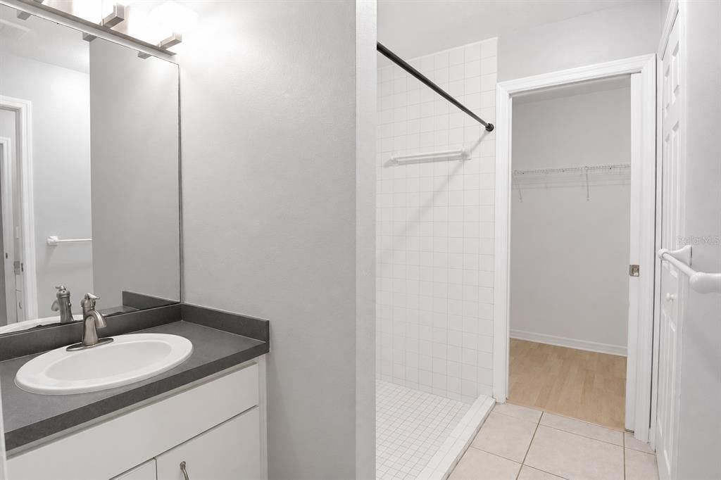 For Sale: $410,000 (3 beds, 2 baths, 1498 Square Feet)