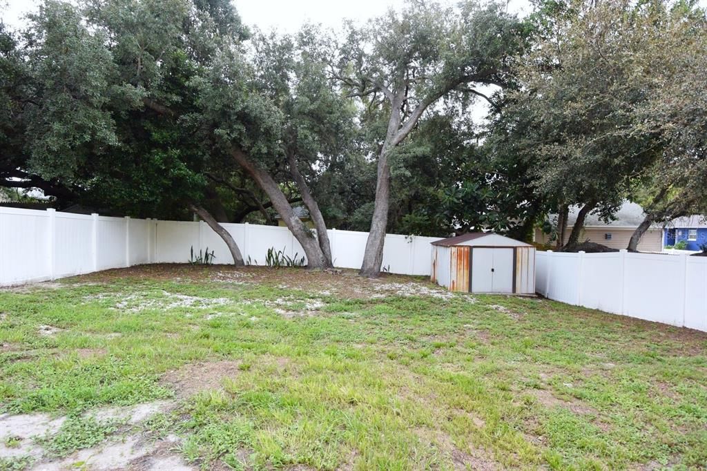 For Sale: $410,000 (3 beds, 2 baths, 1498 Square Feet)