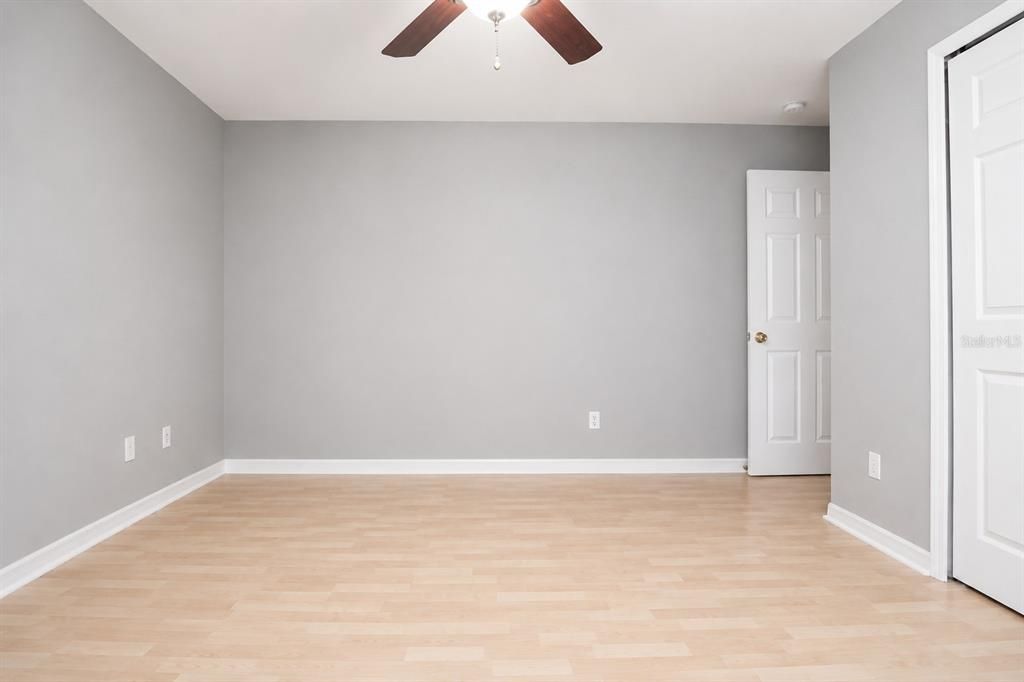 For Sale: $410,000 (3 beds, 2 baths, 1498 Square Feet)