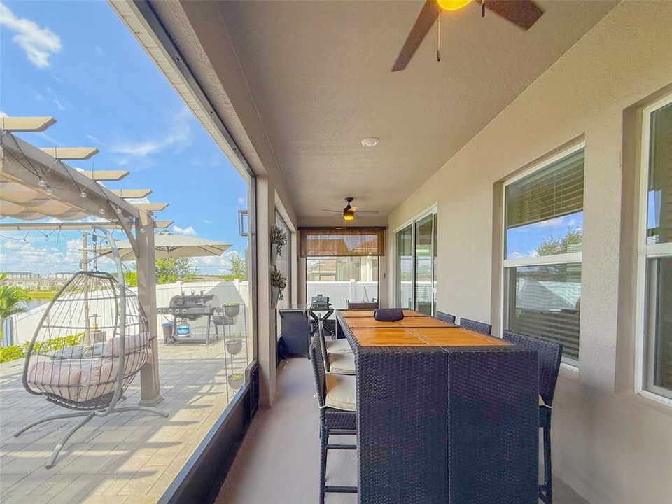 En Venta: $840,000 (4 camas, 3 baños, 3072 Pies cuadrados)