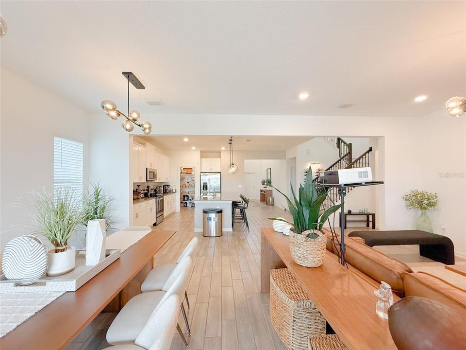 En Venta: $840,000 (4 camas, 3 baños, 3072 Pies cuadrados)