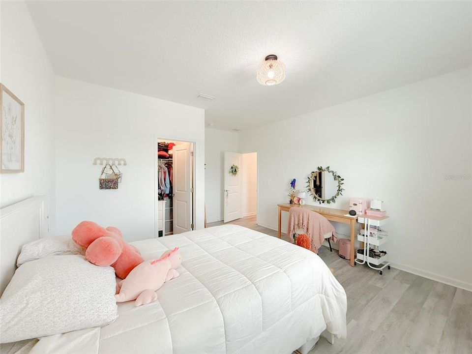 En Venta: $840,000 (4 camas, 3 baños, 3072 Pies cuadrados)