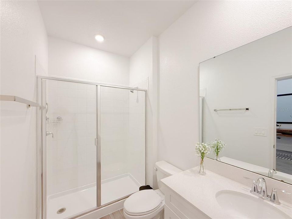 En Venta: $840,000 (4 camas, 3 baños, 3072 Pies cuadrados)