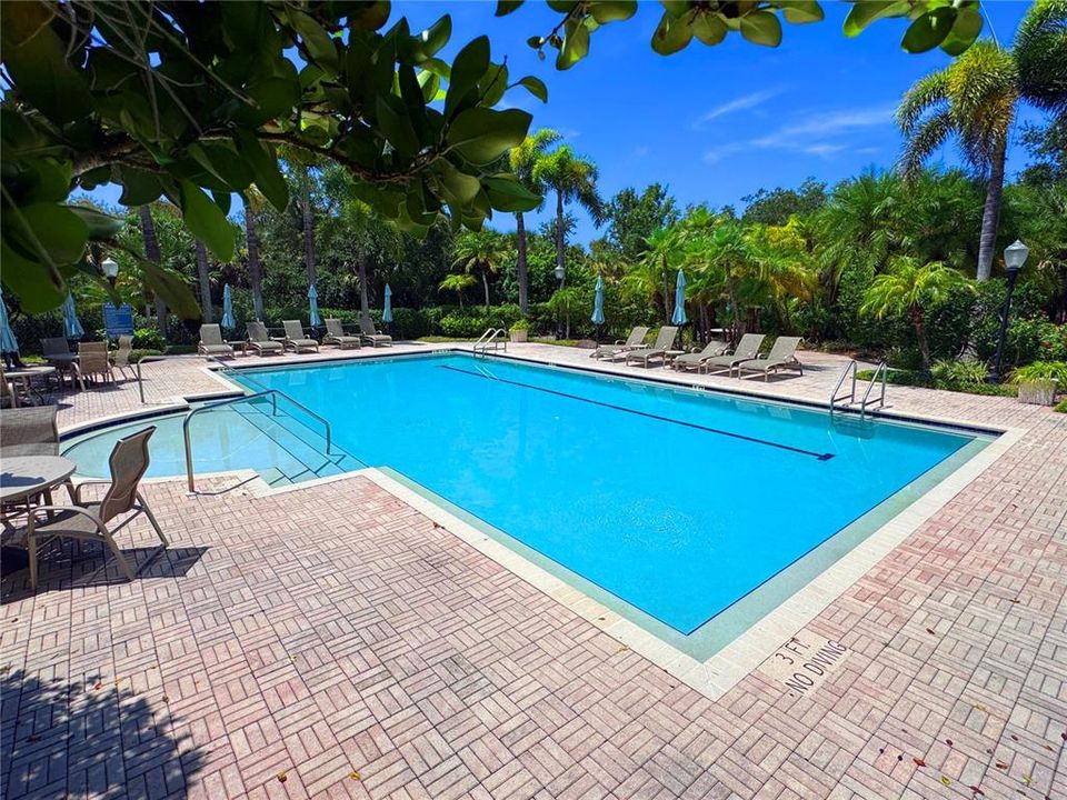 For Sale: $365,000 (3 beds, 2 baths, 1621 Square Feet)