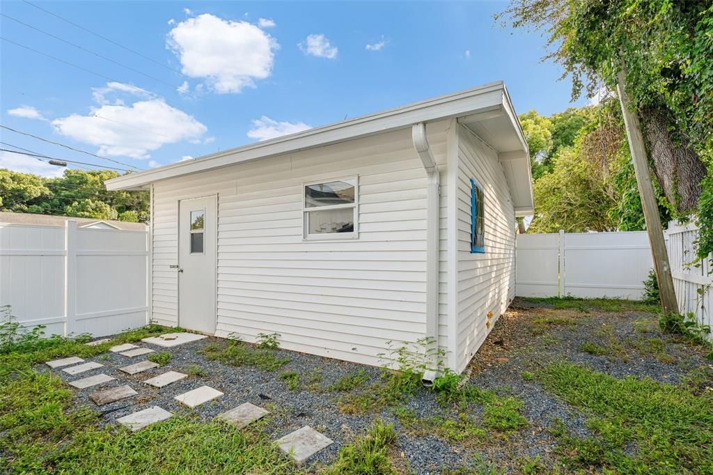En Venta: $242,000 (3 camas, 1 baños, 1018 Pies cuadrados)