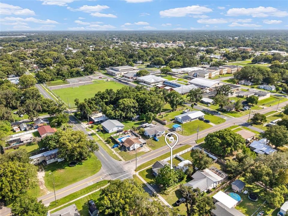 En Venta: $242,000 (3 camas, 1 baños, 1018 Pies cuadrados)