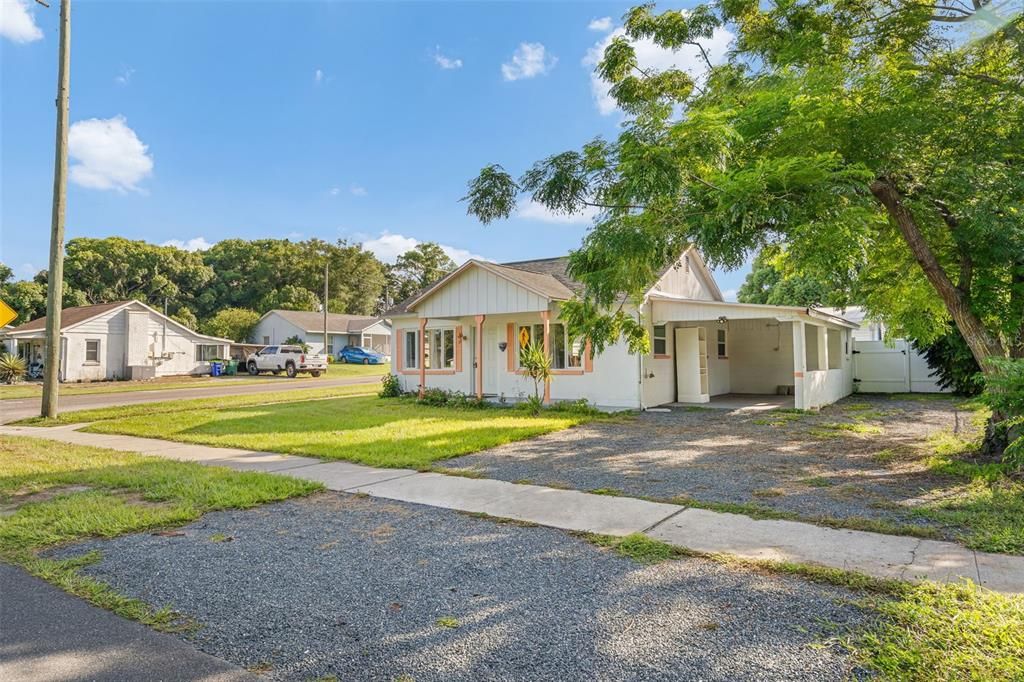 En Venta: $242,000 (3 camas, 1 baños, 1018 Pies cuadrados)