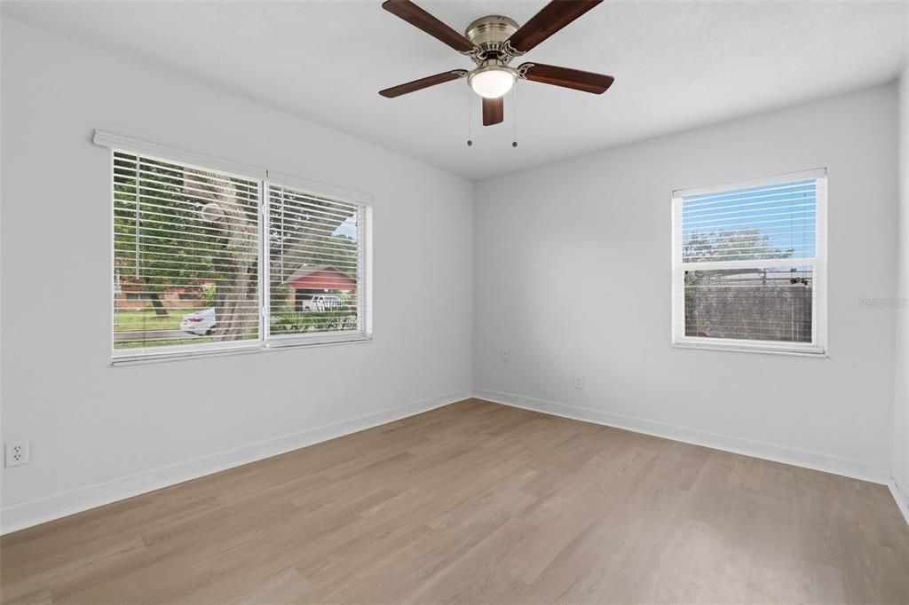For Rent: $3,500 (6 beds, 2 baths, 1797 Square Feet)