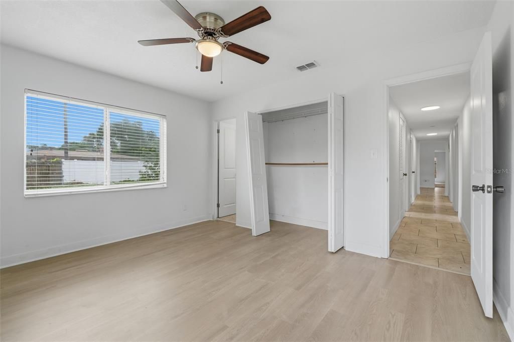 For Rent: $3,500 (6 beds, 2 baths, 1797 Square Feet)