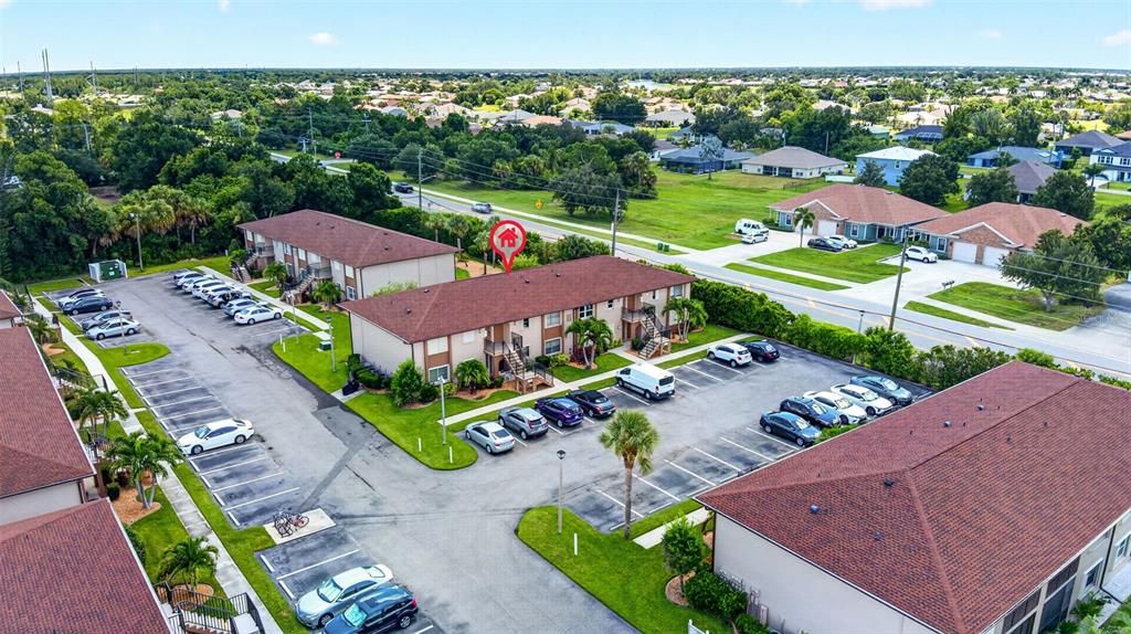 For Sale: $145,000 (2 beds, 2 baths, 860 Square Feet)