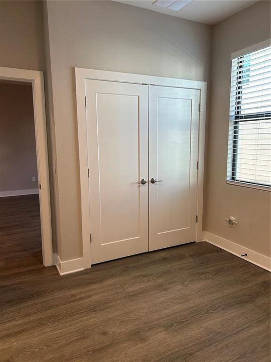 Active With Contract: $4,800 (3 beds, 3 baths, 2191 Square Feet)