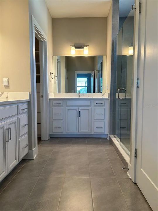 Active With Contract: $4,800 (3 beds, 3 baths, 2191 Square Feet)