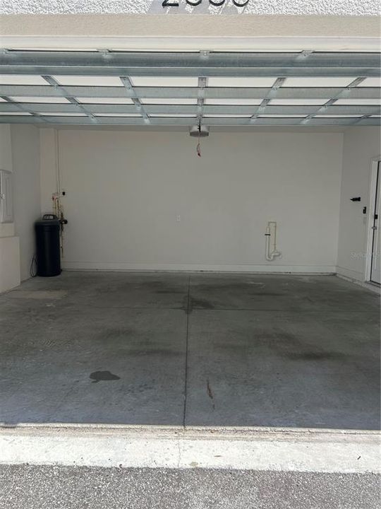Active With Contract: $4,800 (3 beds, 3 baths, 2191 Square Feet)