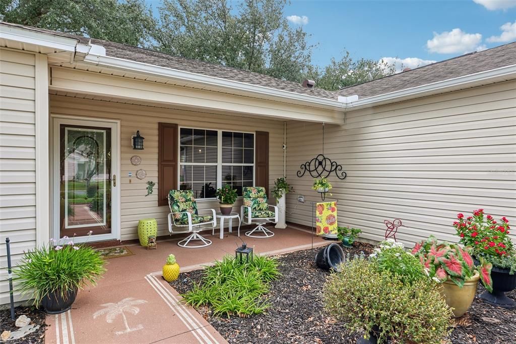 For Sale: $334,900 (3 beds, 2 baths, 1392 Square Feet)