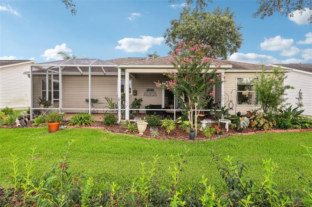 For Sale: $334,900 (3 beds, 2 baths, 1392 Square Feet)