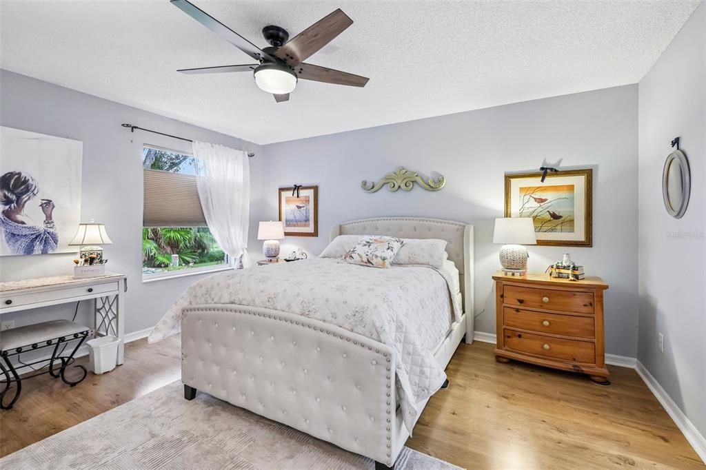 For Sale: $334,900 (3 beds, 2 baths, 1392 Square Feet)