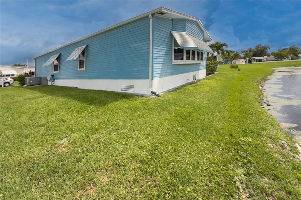 For Sale: $247,900 (2 beds, 2 baths, 1404 Square Feet)