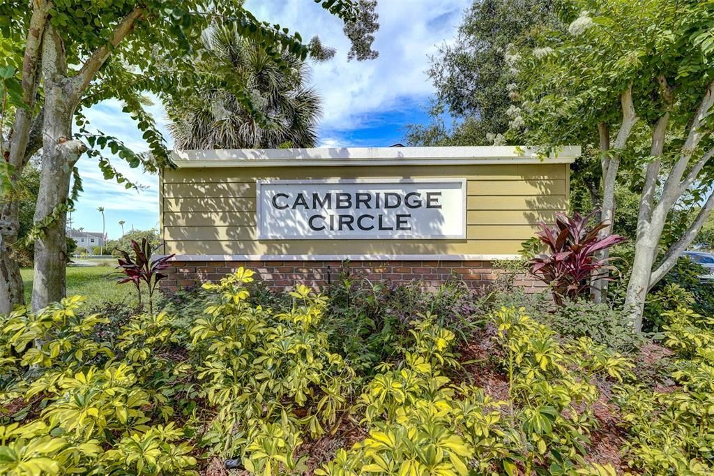 For Rent: $1,800 (2 beds, 2 baths, 960 Square Feet)