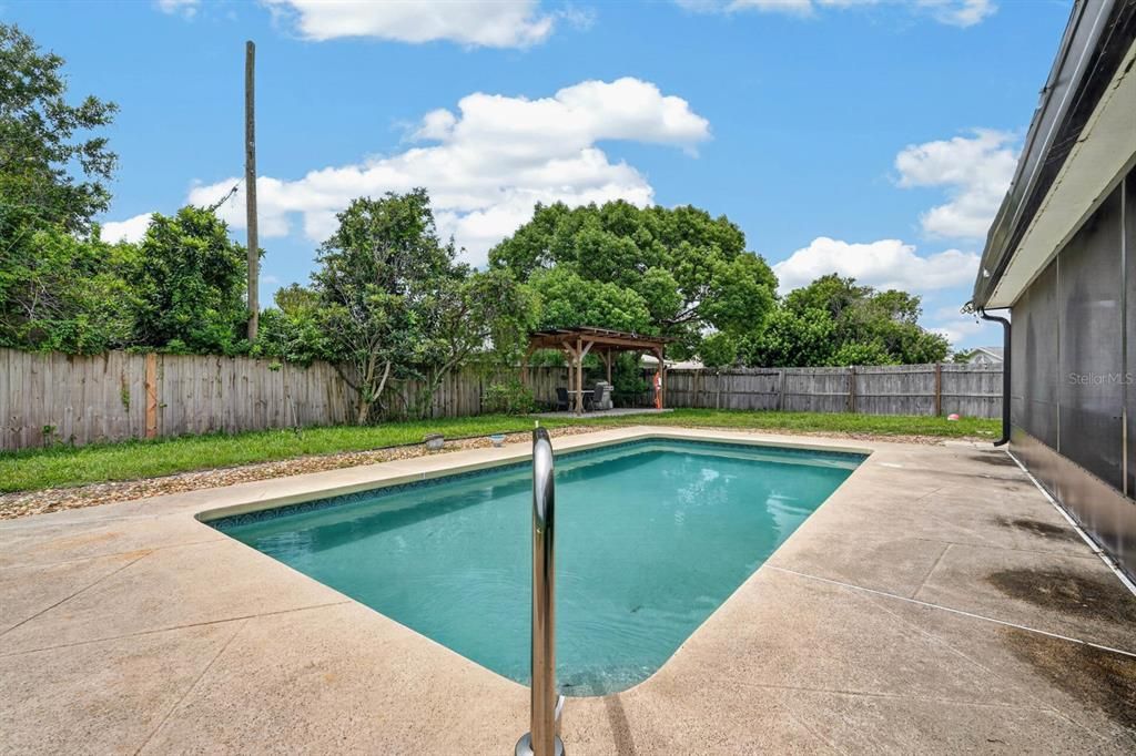 For Sale: $399,900 (3 beds, 2 baths, 1772 Square Feet)