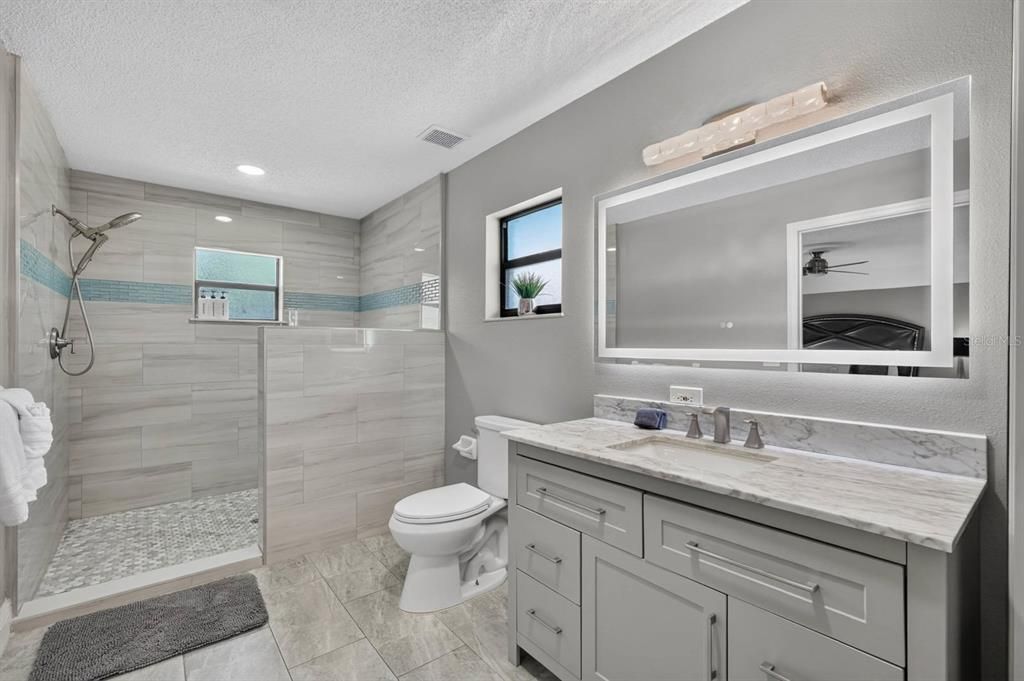 For Sale: $399,900 (3 beds, 2 baths, 1772 Square Feet)