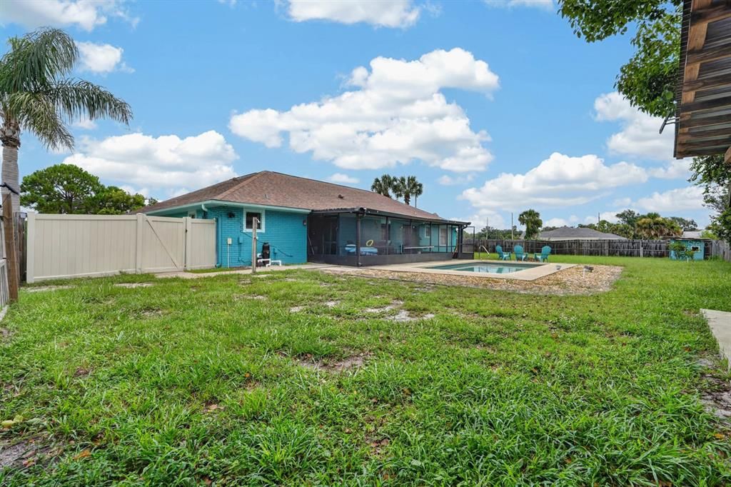 For Sale: $399,900 (3 beds, 2 baths, 1772 Square Feet)