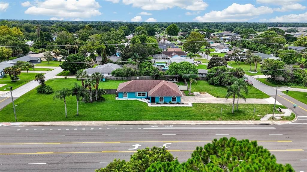 For Sale: $399,900 (3 beds, 2 baths, 1772 Square Feet)