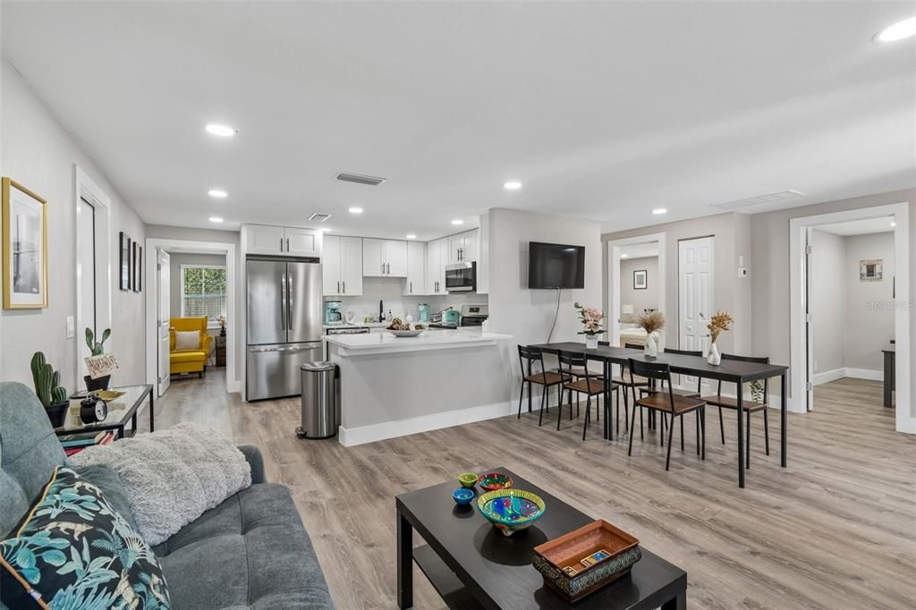 For Rent: $3,495 (4 beds, 2 baths, 1328 Square Feet)