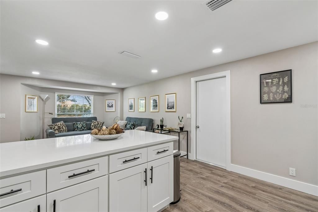 For Rent: $3,495 (4 beds, 2 baths, 1328 Square Feet)
