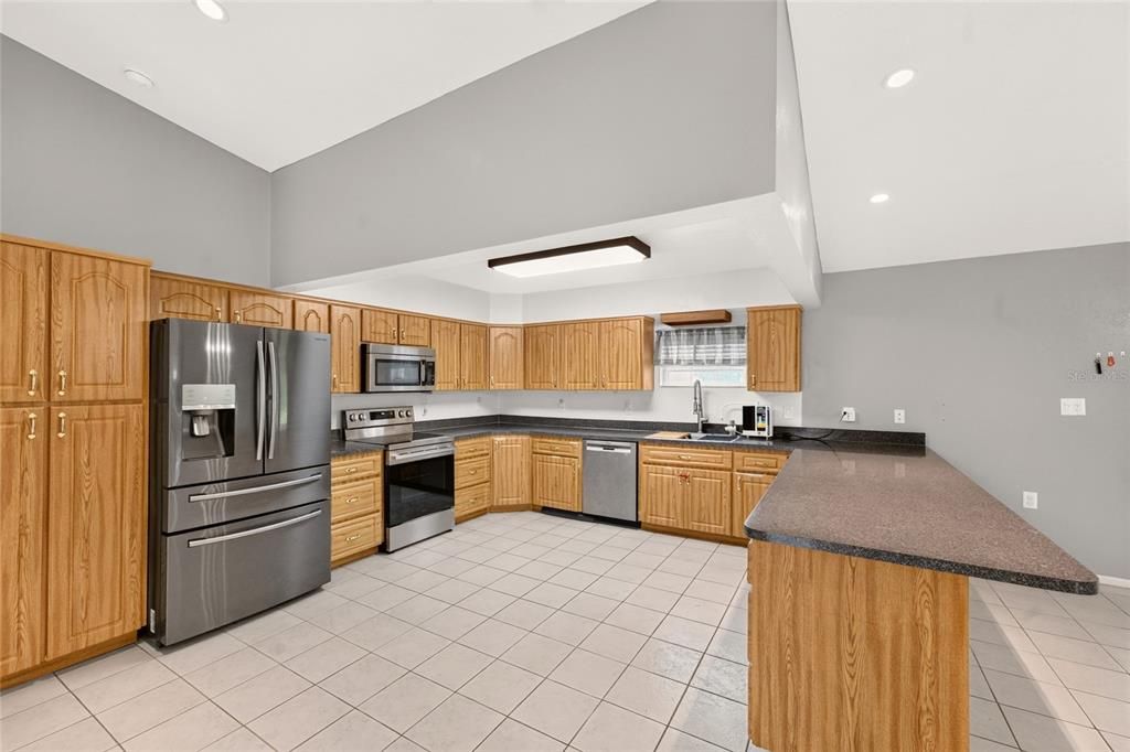 En Venta: $425,000 (2 camas, 2 baños, 2356 Pies cuadrados)