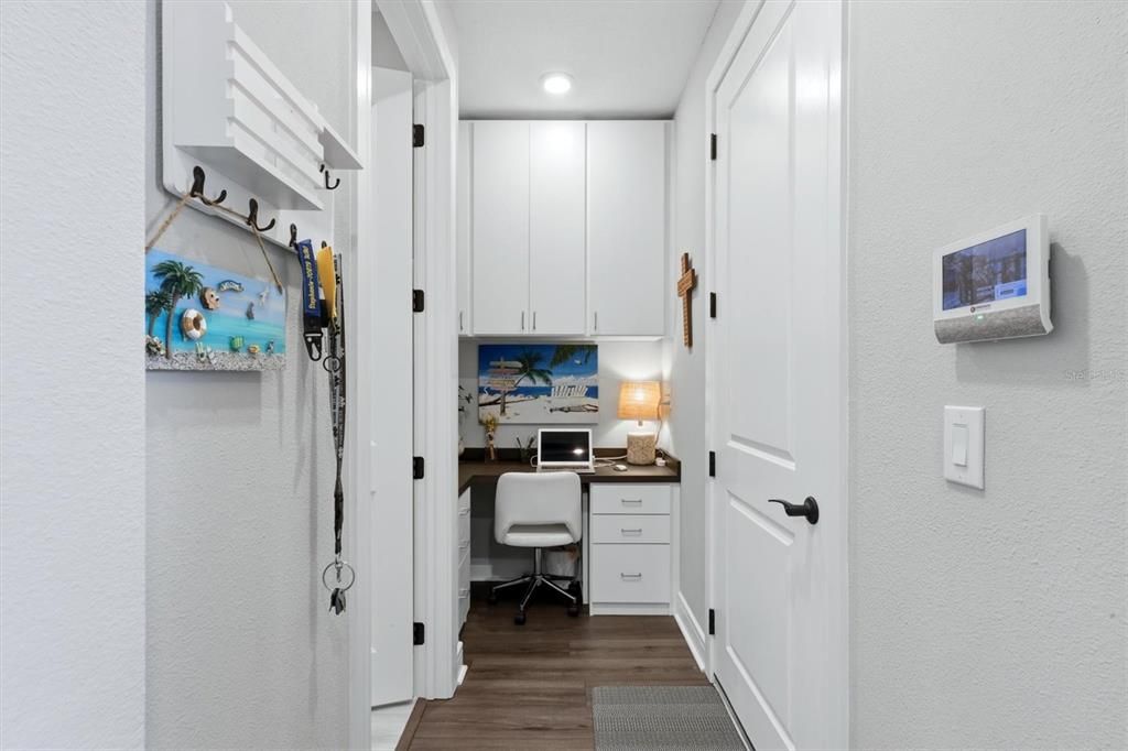For Sale: $647,420 (2 beds, 2 baths, 1917 Square Feet)