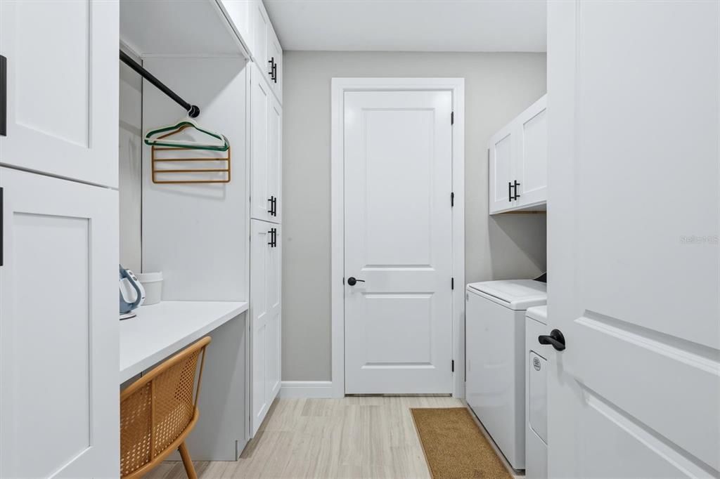 For Sale: $647,420 (2 beds, 2 baths, 1917 Square Feet)