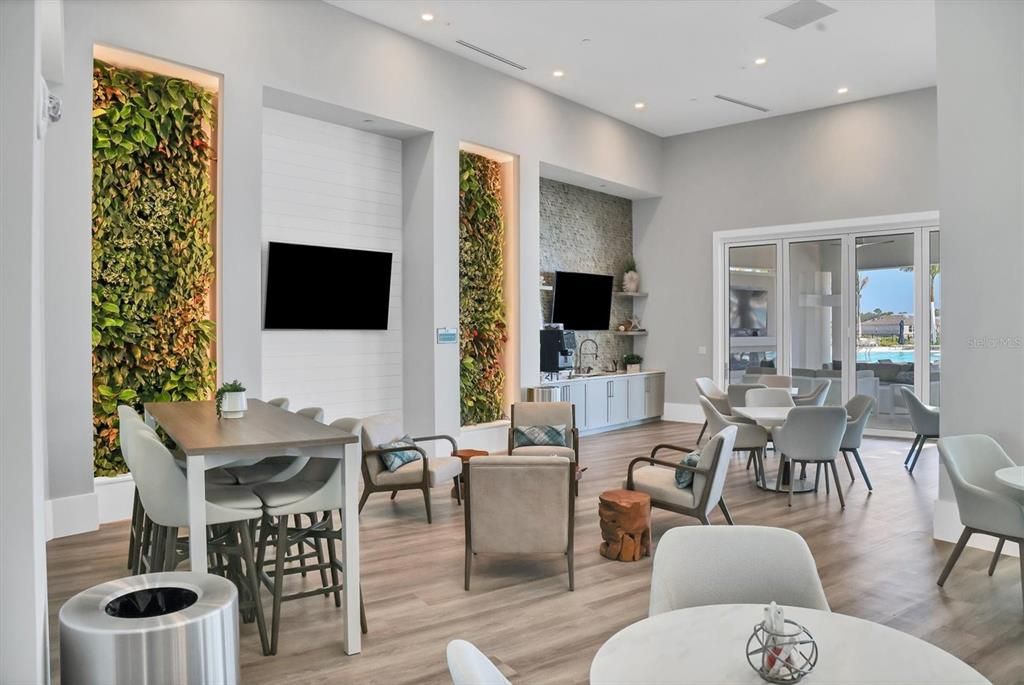 For Sale: $647,420 (2 beds, 2 baths, 1917 Square Feet)