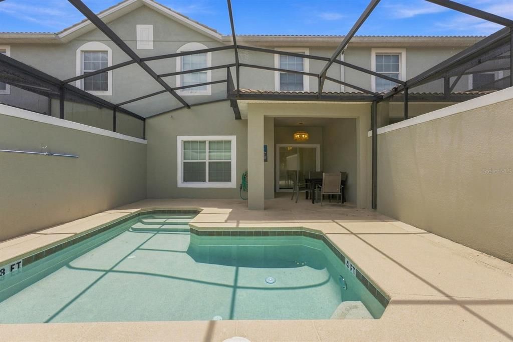 For Sale: $499,000 (4 beds, 3 baths, 1914 Square Feet)