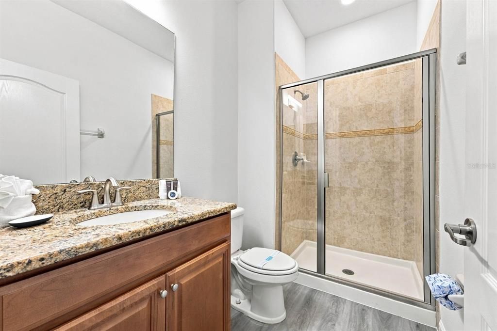For Sale: $499,000 (4 beds, 3 baths, 1914 Square Feet)