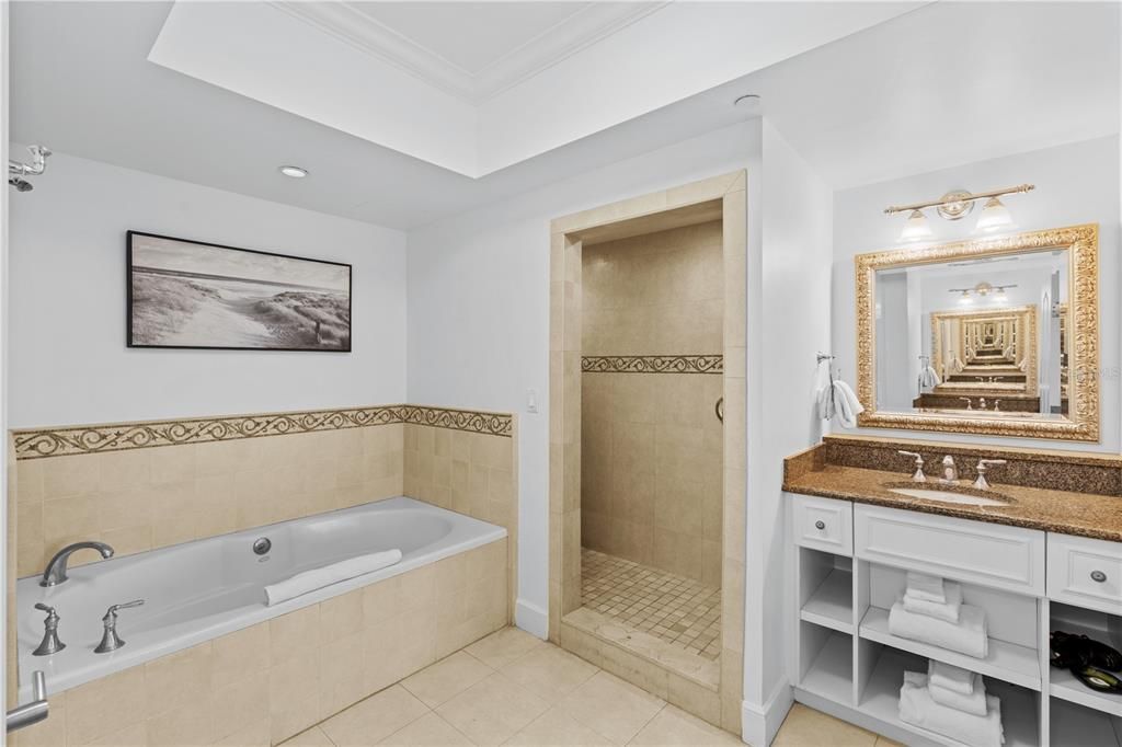 En Venta: $325,000 (2 camas, 2 baños, 1430 Pies cuadrados)