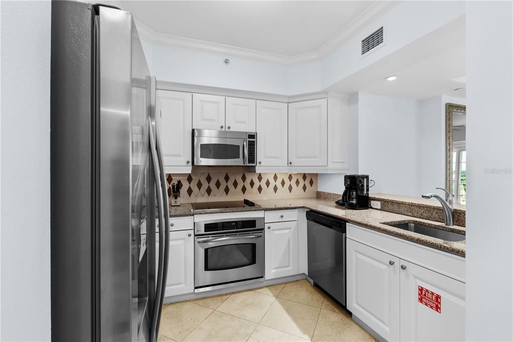 En Venta: $325,000 (2 camas, 2 baños, 1430 Pies cuadrados)