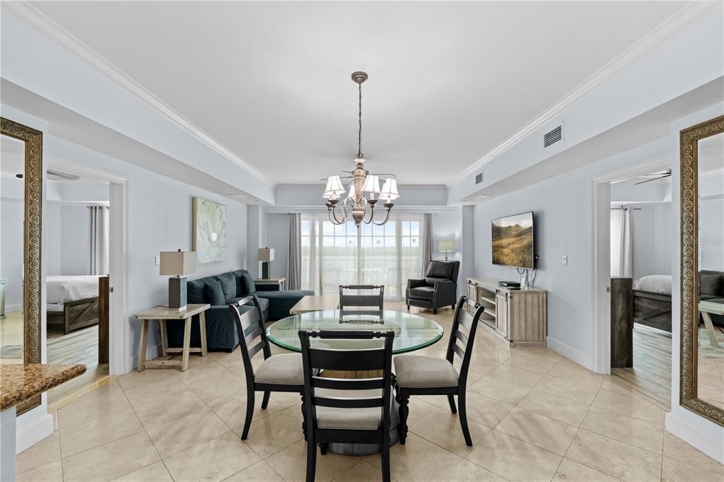 En Venta: $325,000 (2 camas, 2 baños, 1430 Pies cuadrados)