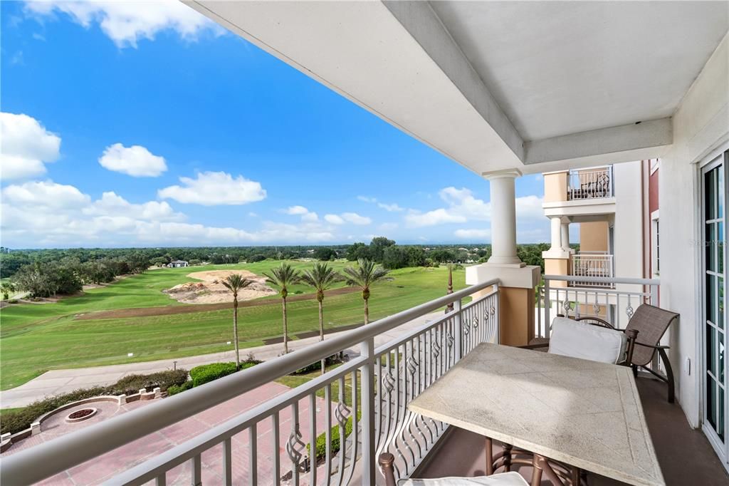 En Venta: $325,000 (2 camas, 2 baños, 1430 Pies cuadrados)