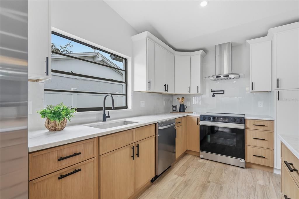 For Sale: $499,900 (3 beds, 2 baths, 1445 Square Feet)