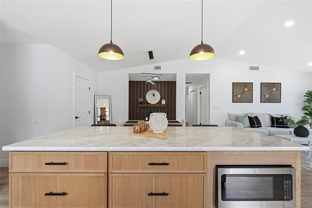 For Sale: $499,900 (3 beds, 2 baths, 1445 Square Feet)