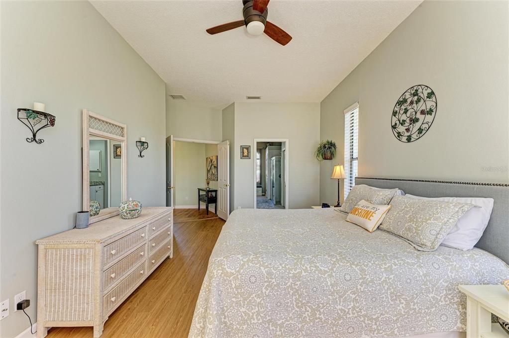 For Sale: $497,000 (3 beds, 2 baths, 2142 Square Feet)