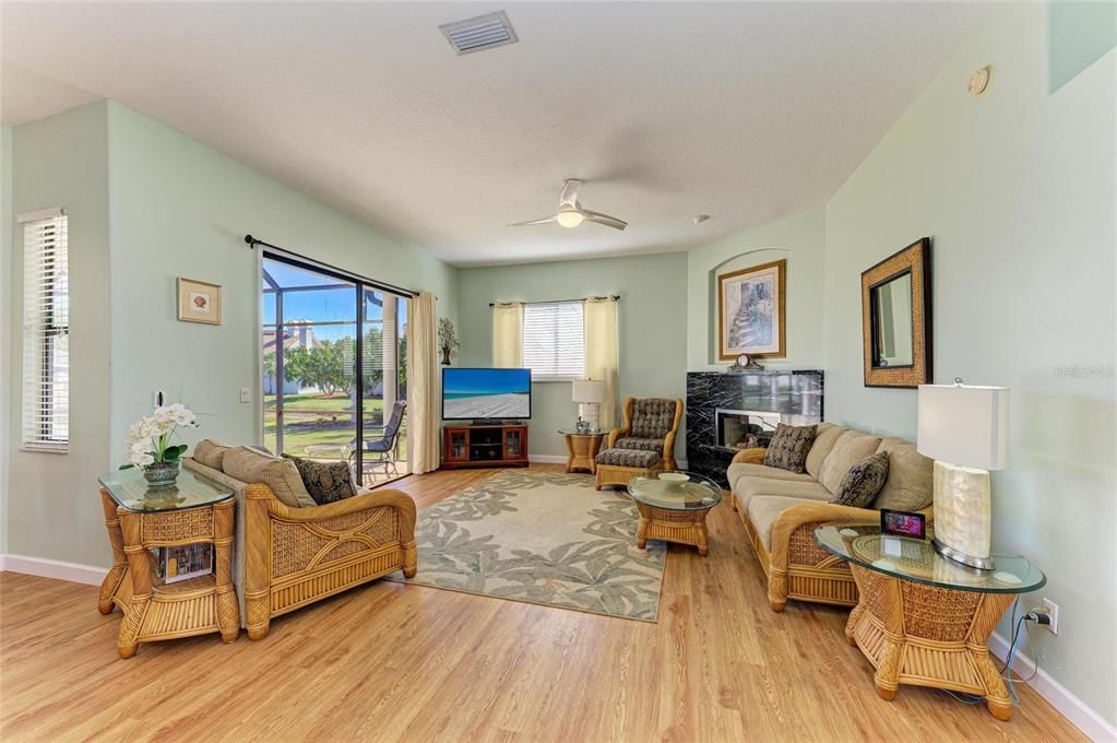 For Sale: $497,000 (3 beds, 2 baths, 2142 Square Feet)